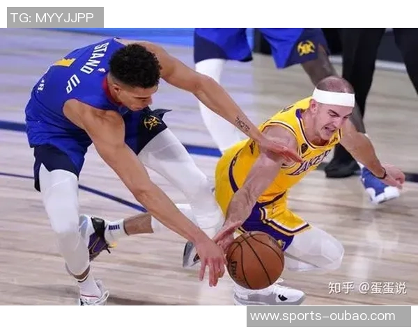 格莱姆斯三分雨倾城全场24分助球队锁定胜局 格莱姆斯三分雨倾城全场24分助球队锁定胜局