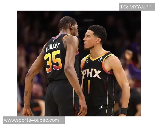 布克全力以赴砍下38分却难救主球队失利表现令人心疼