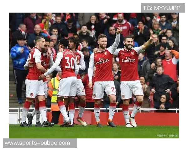 阿贾克斯遭遇三连败近九场仅获一胜状态堪忧