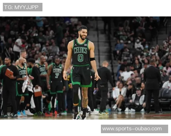 马祖拉称赞怀特关键表现期待他在比赛中继续带领球队取胜