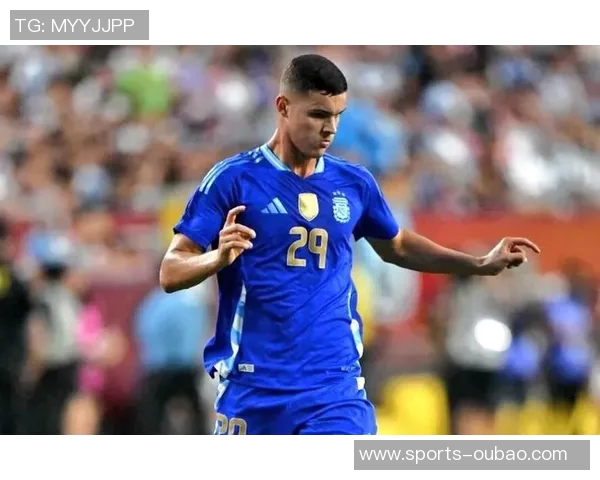 佩杜拉爆料国米米兰争抢拉齐奥后卫吉拉皇马可获50转会分成