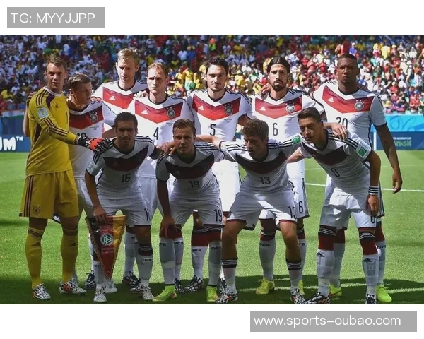 德国队祝贺胡梅尔斯37岁生日国家队出战78场并夺得世界杯荣耀